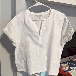 Lucky Brand White linen Notch-Neck Top
